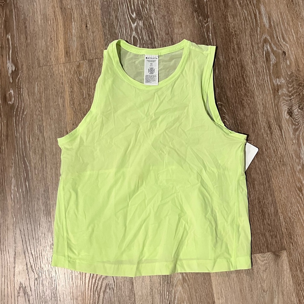 Athlete size sm run/ workout cover. Tags on, never worn